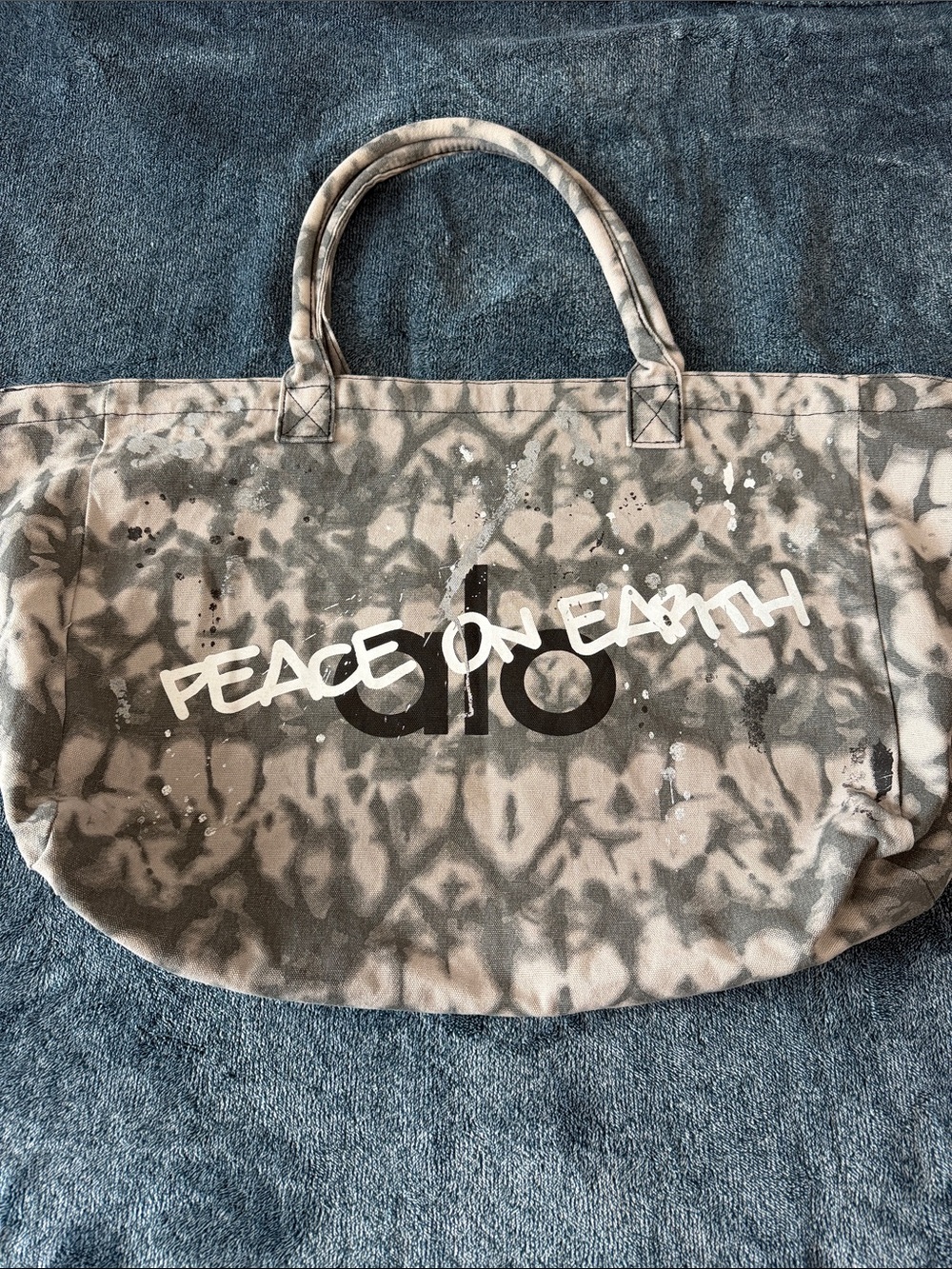 Alo Yoga Tote